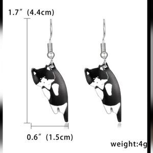 NWOT Dangling Kitty Earrings